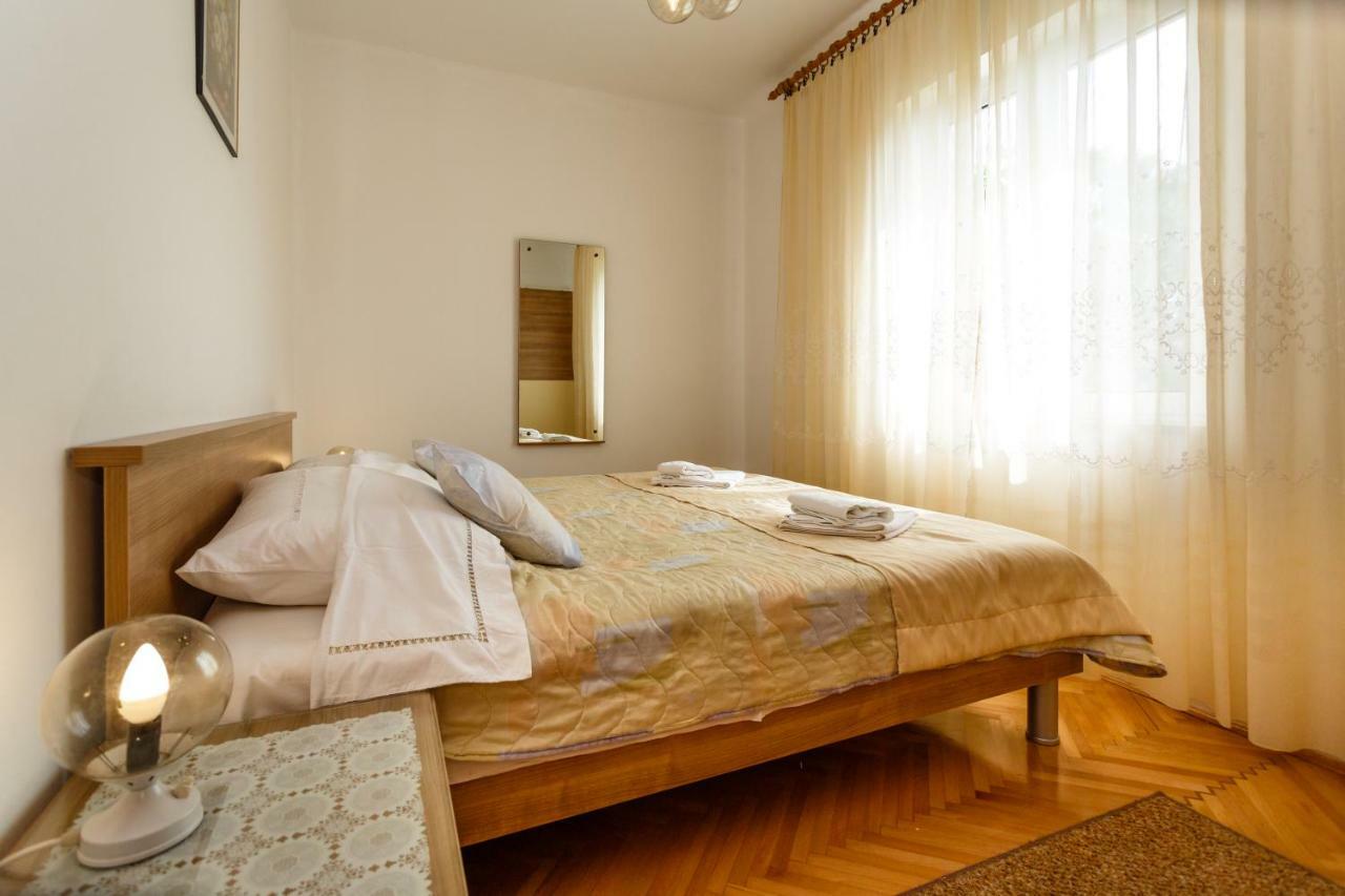Villa Rosi Krk Town Bagian luar foto