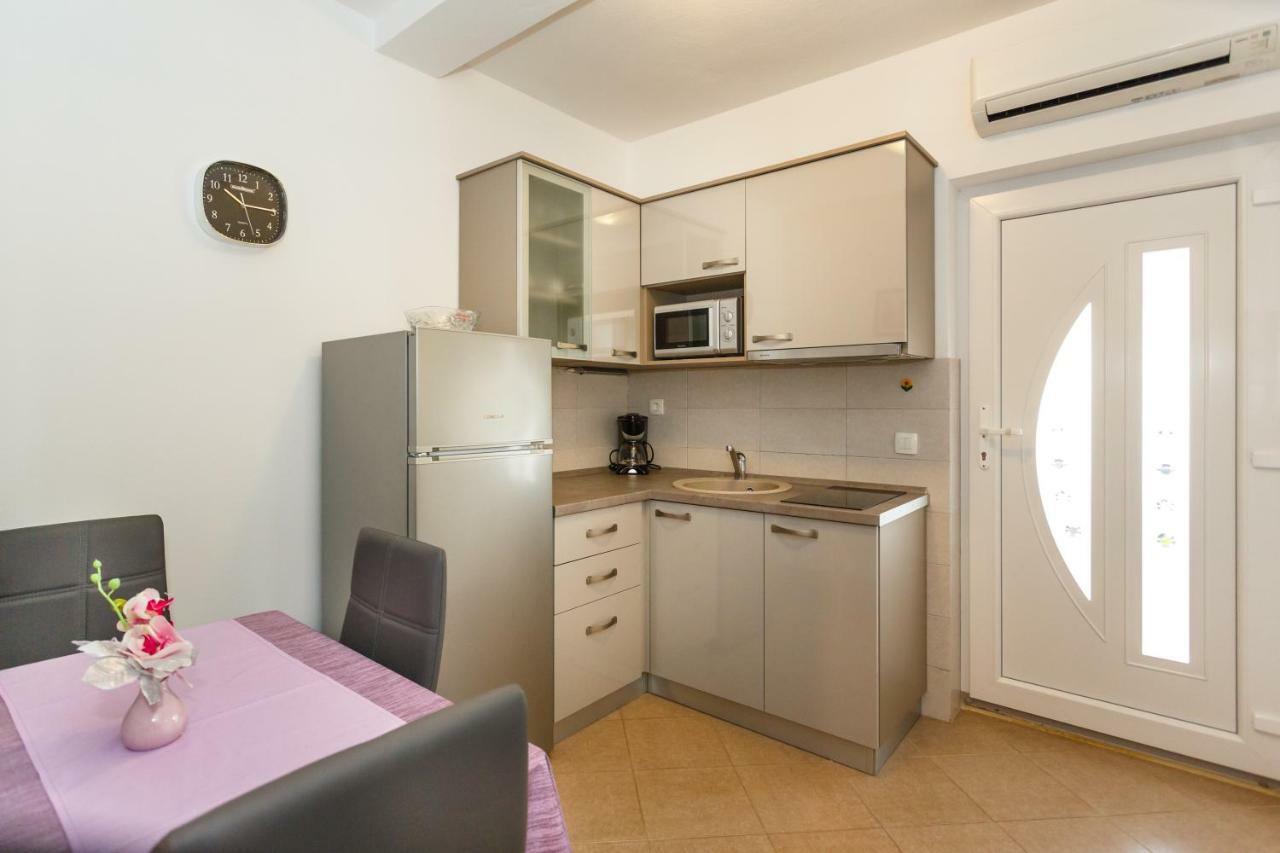 Villa Rosi Krk Town Bagian luar foto